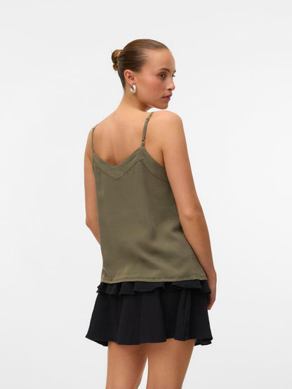 Vmnatali Hw Smock Short Skirt Wvn Noos Sort
