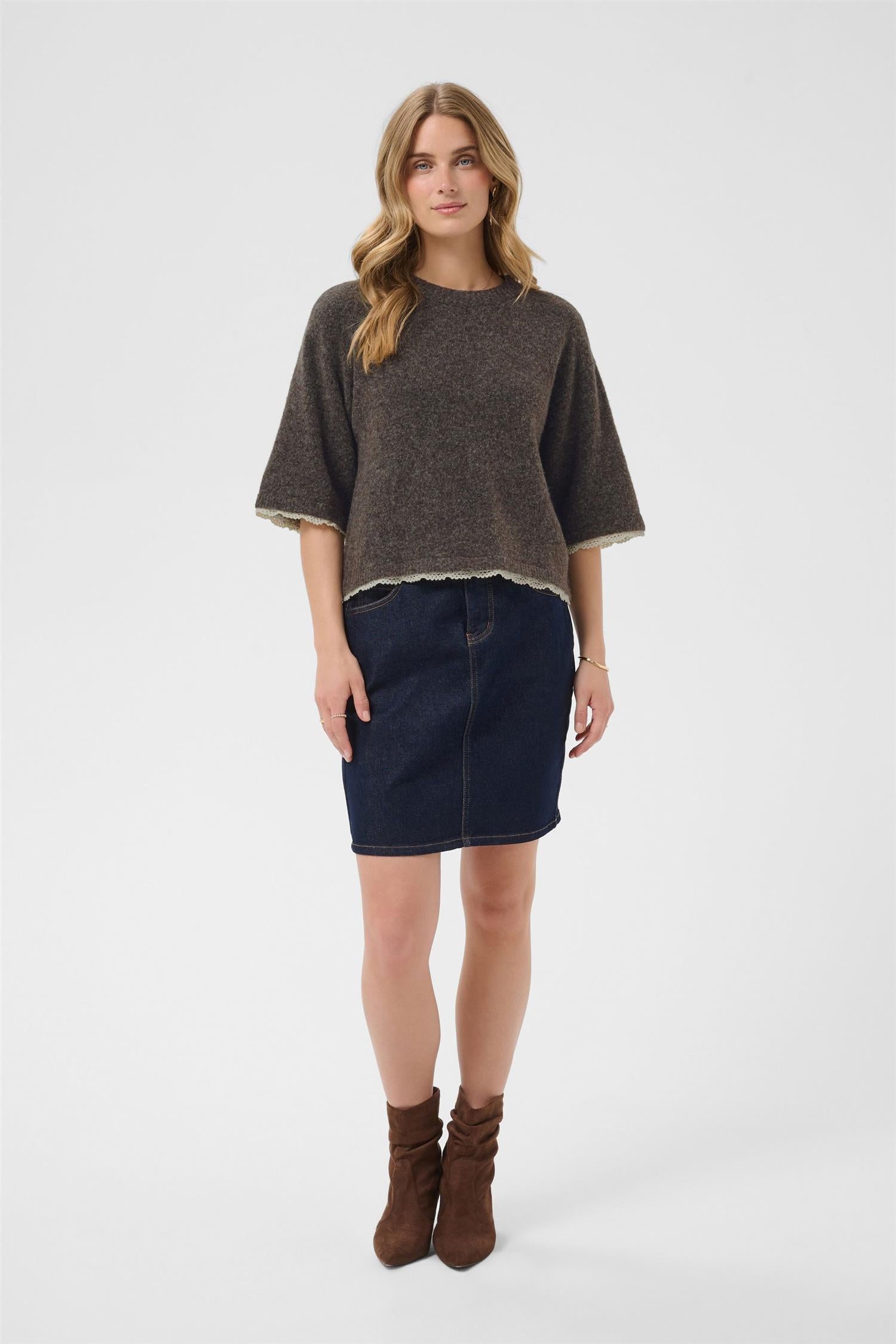 Crkibana Knit Pullover Brun