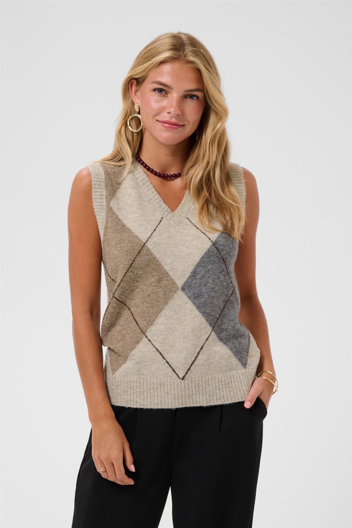 Crhope Knit Slipover Beige