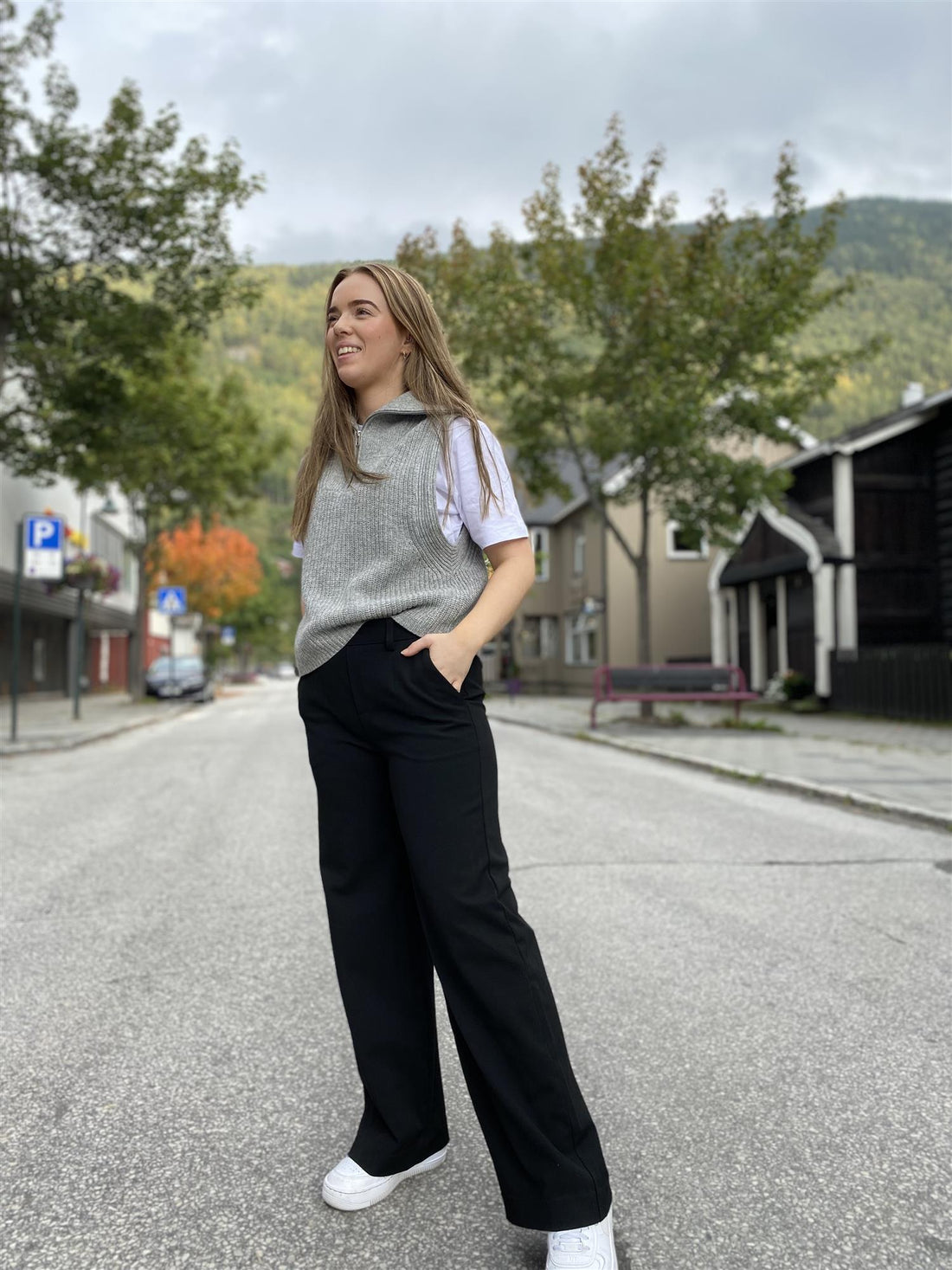 OBJLISA WIDE PANT Svart