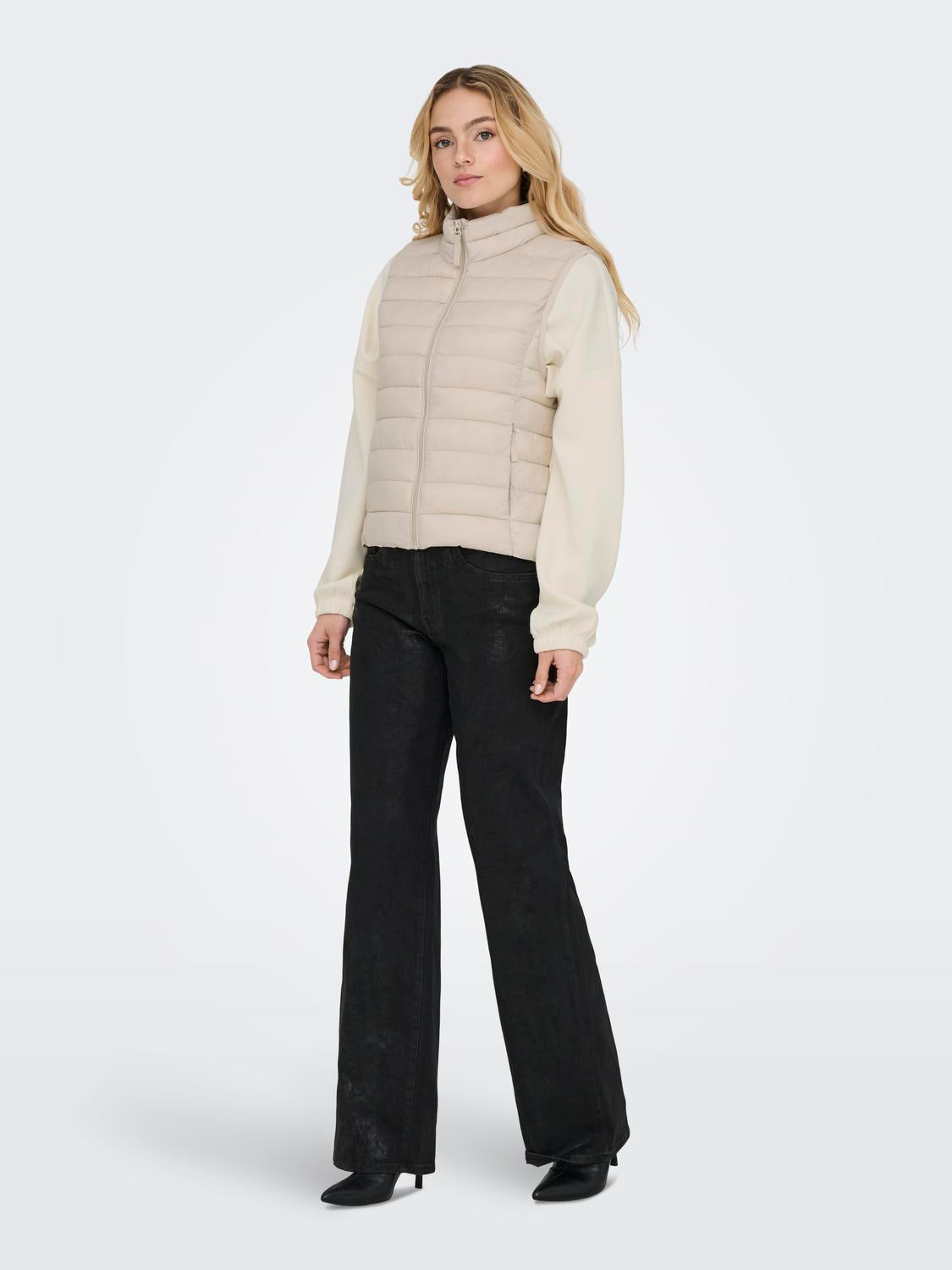 Onltahia Lw Quilted Waistcoat Otw Noos Off-White