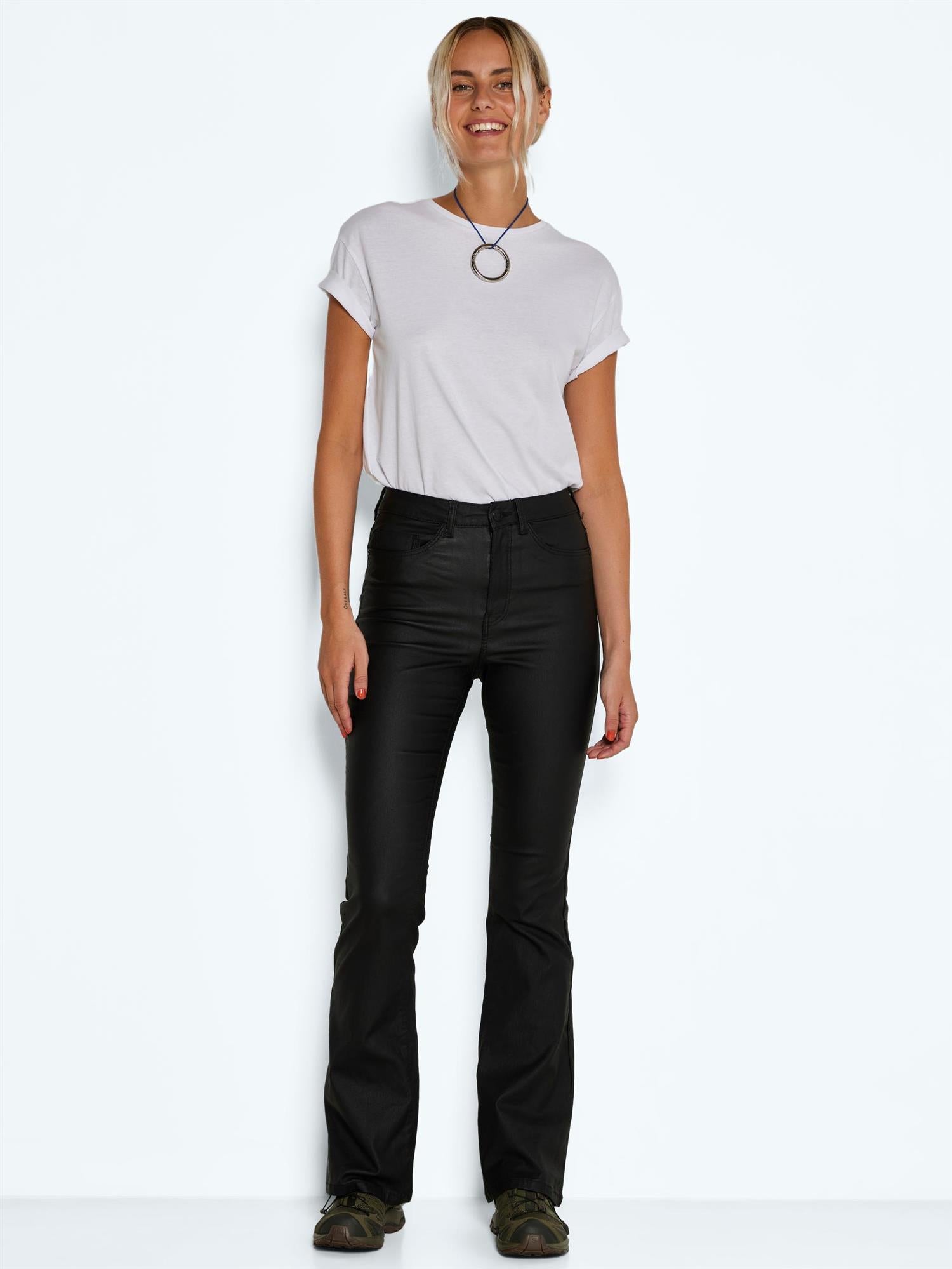 NMSALLIE HW FLARE COATED PANTS NOOS