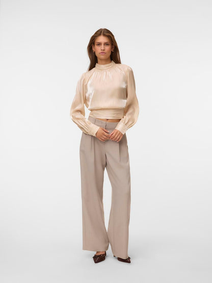 Vmpolly Ls High Neck Top Wvn Beige