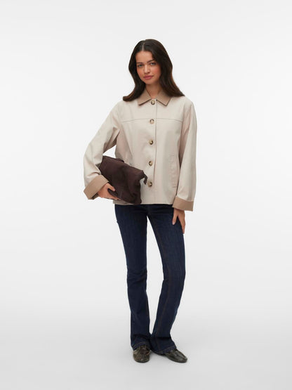 Vmchelseapoppy Short Jacket Noos Lys Beige