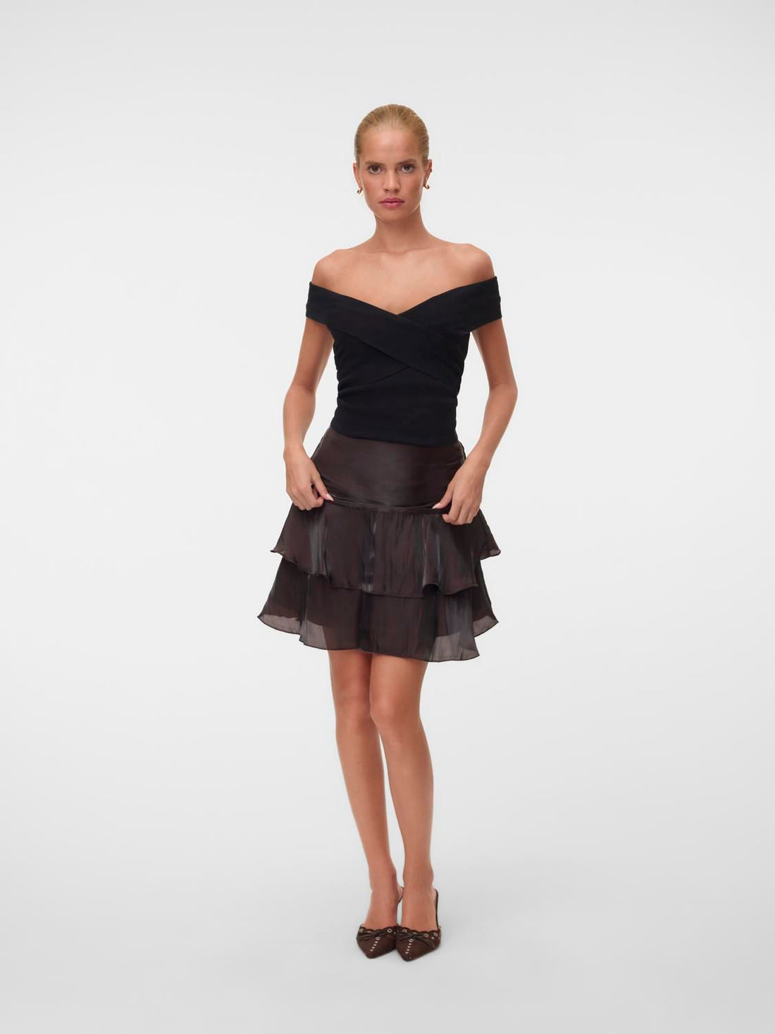 Vmpolly Hw Layer Short Skirt Wvn Brun