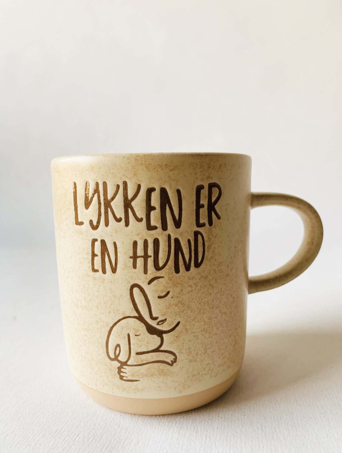 KRUS «LYKKEN ER EN HUND»