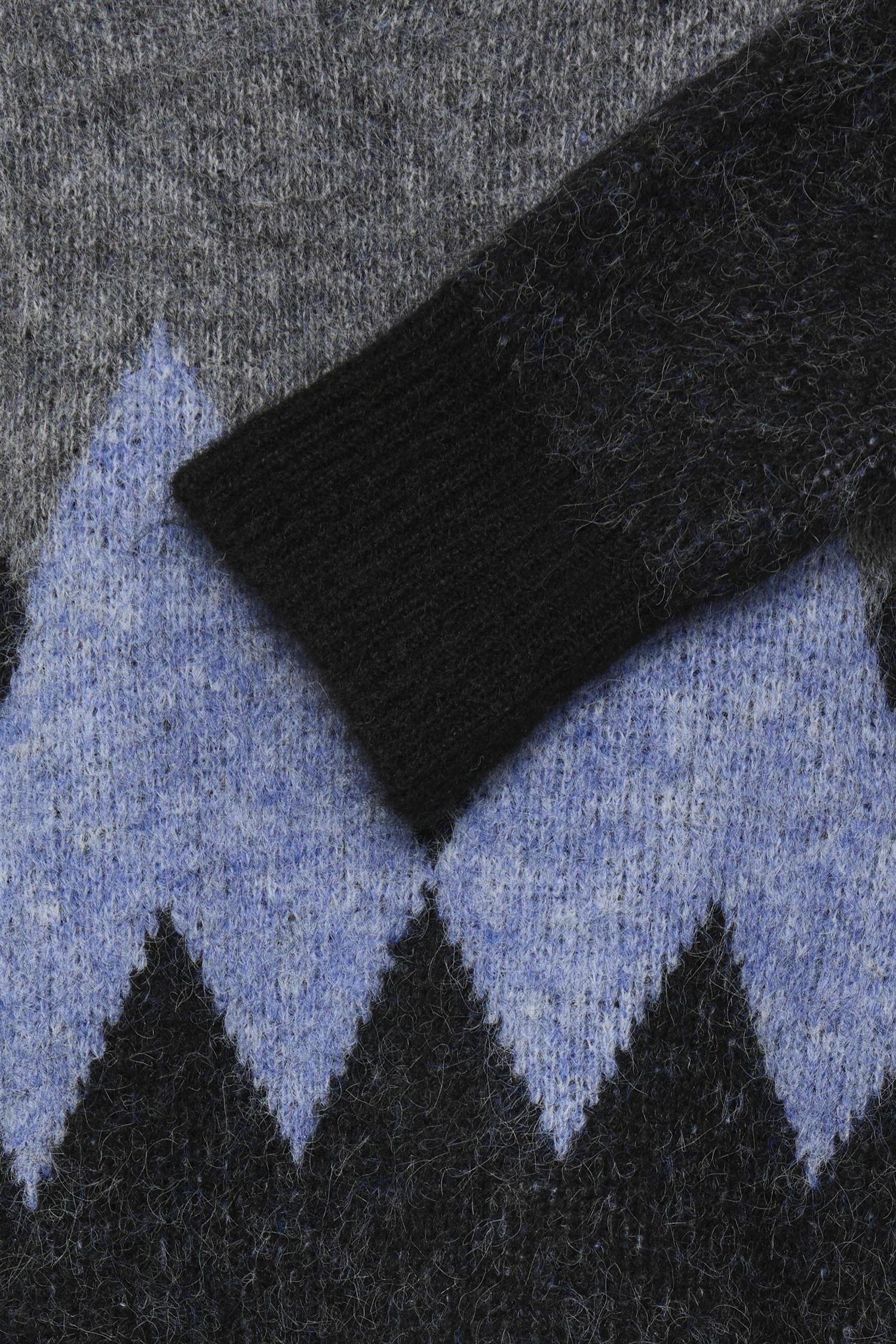 Pzestel Pullover Flerfarget