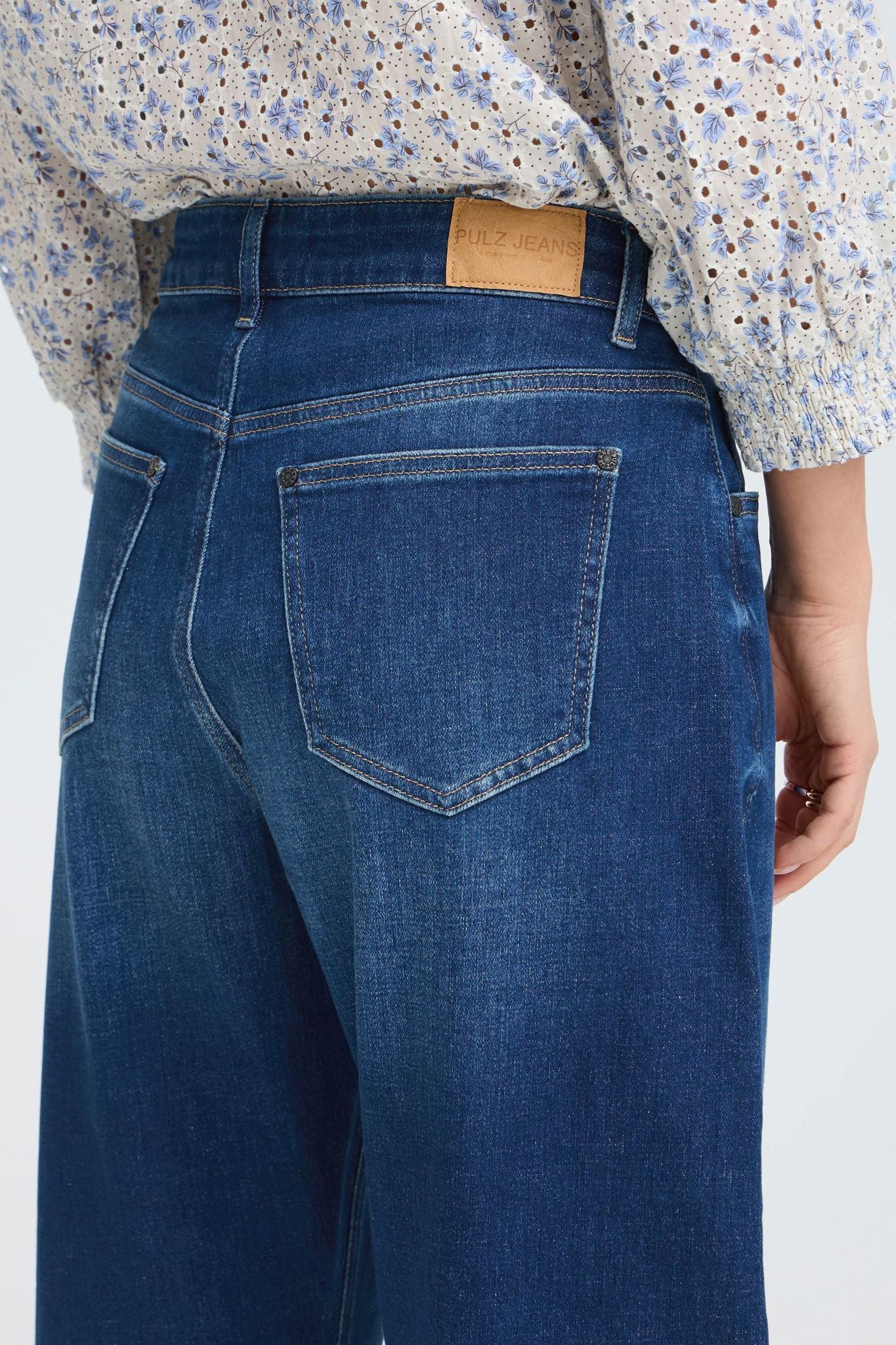 Pzanni Hw Jeans Barrel Leg Blå