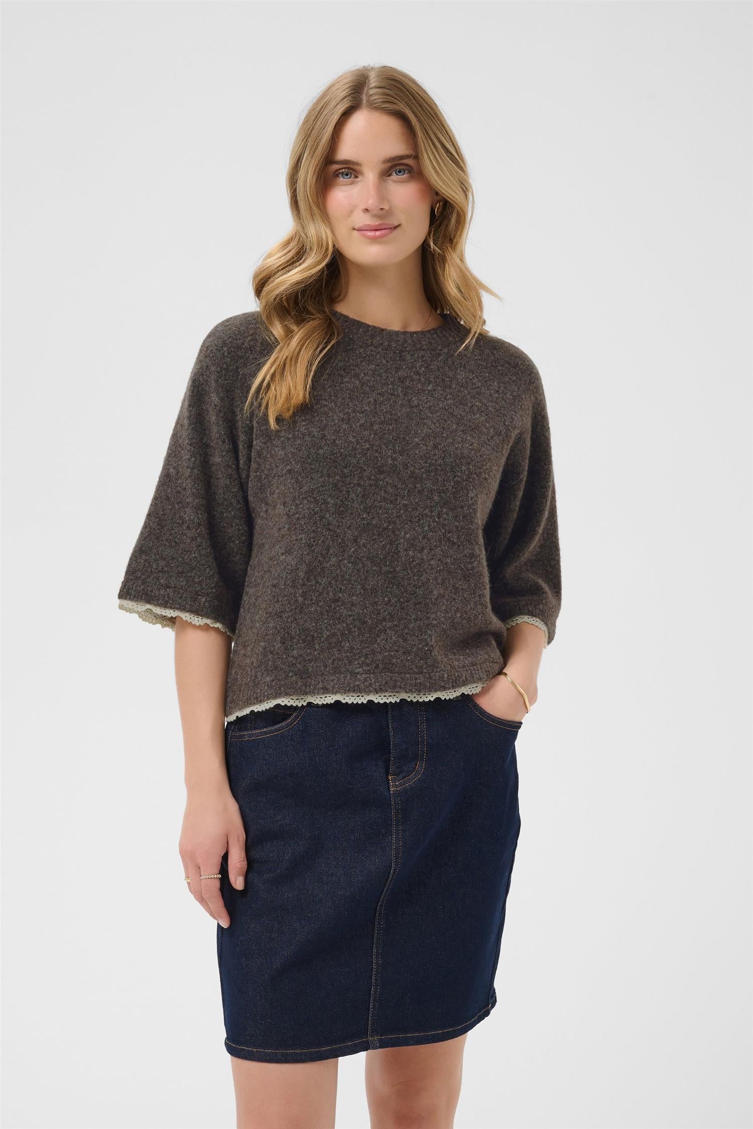 Crkibana Knit Pullover Brun