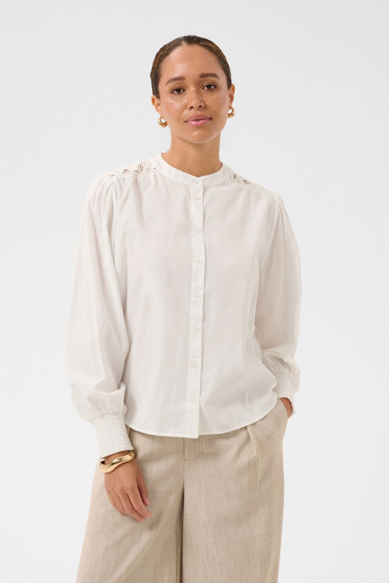 Kamadga Shirt Hvit
