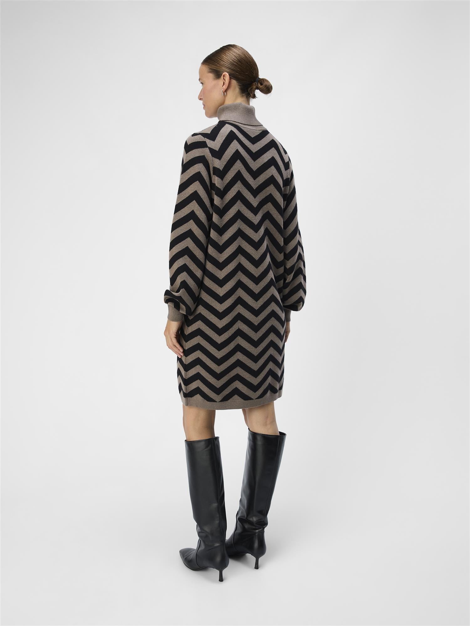 OBJRAY L/S KNIT ROLLNECK DRESS AOP NOOS Morel