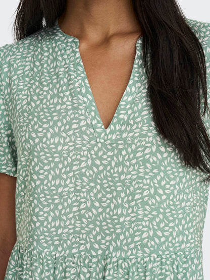 Onlzally S/s Thea Dress Noos Wvn Grønn