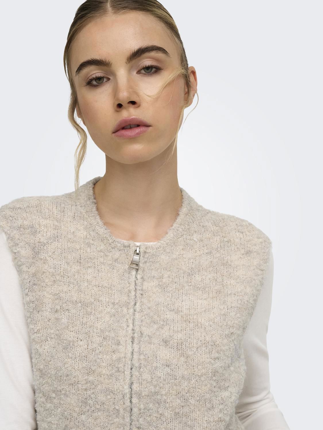 Onlbouble Sl O-Neck Zip Vest Knt Beige
