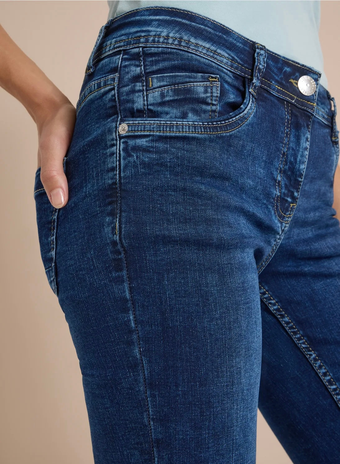 Scarlett straight Medium Blue Denim