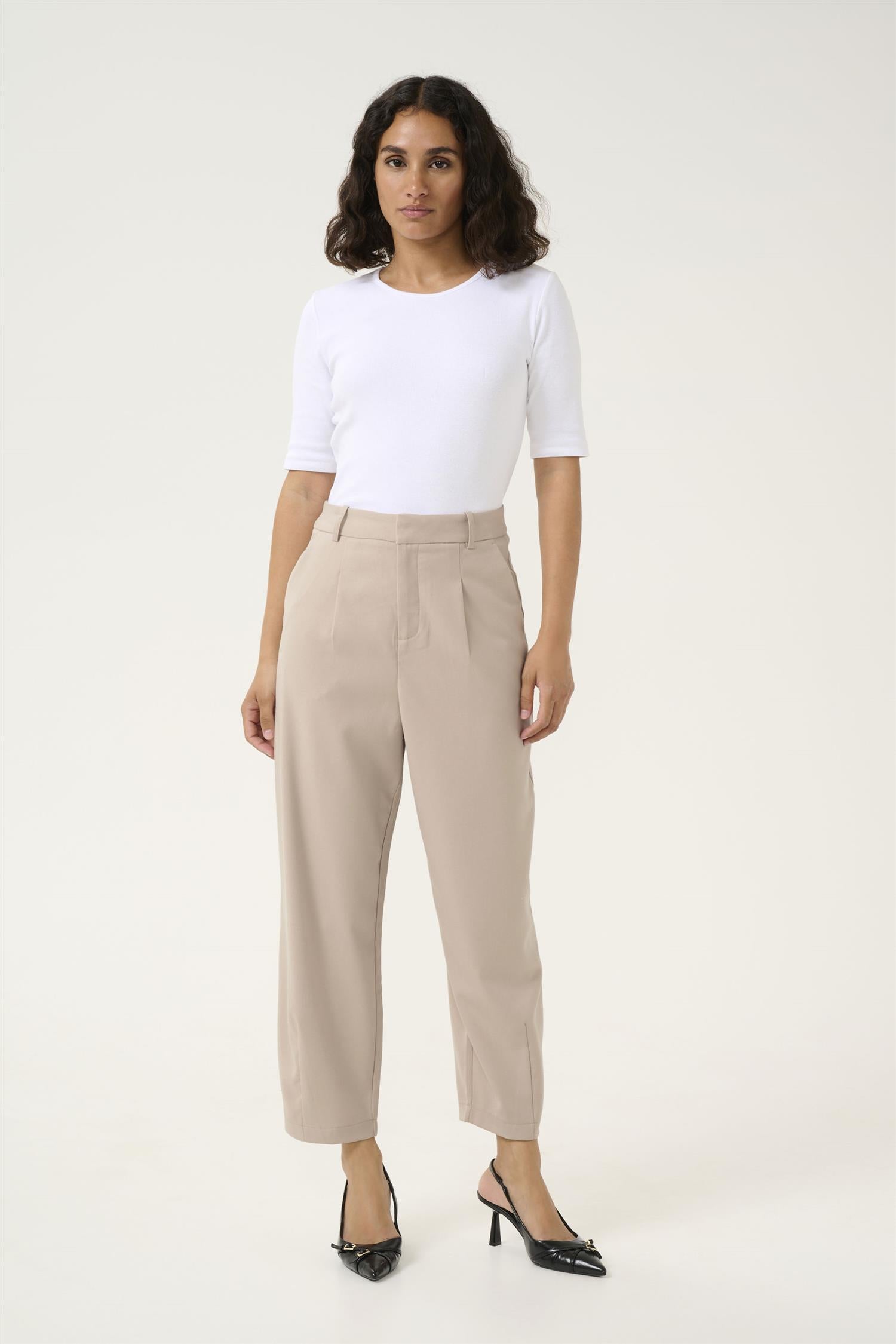 Kamerle Pants Cropped Beige