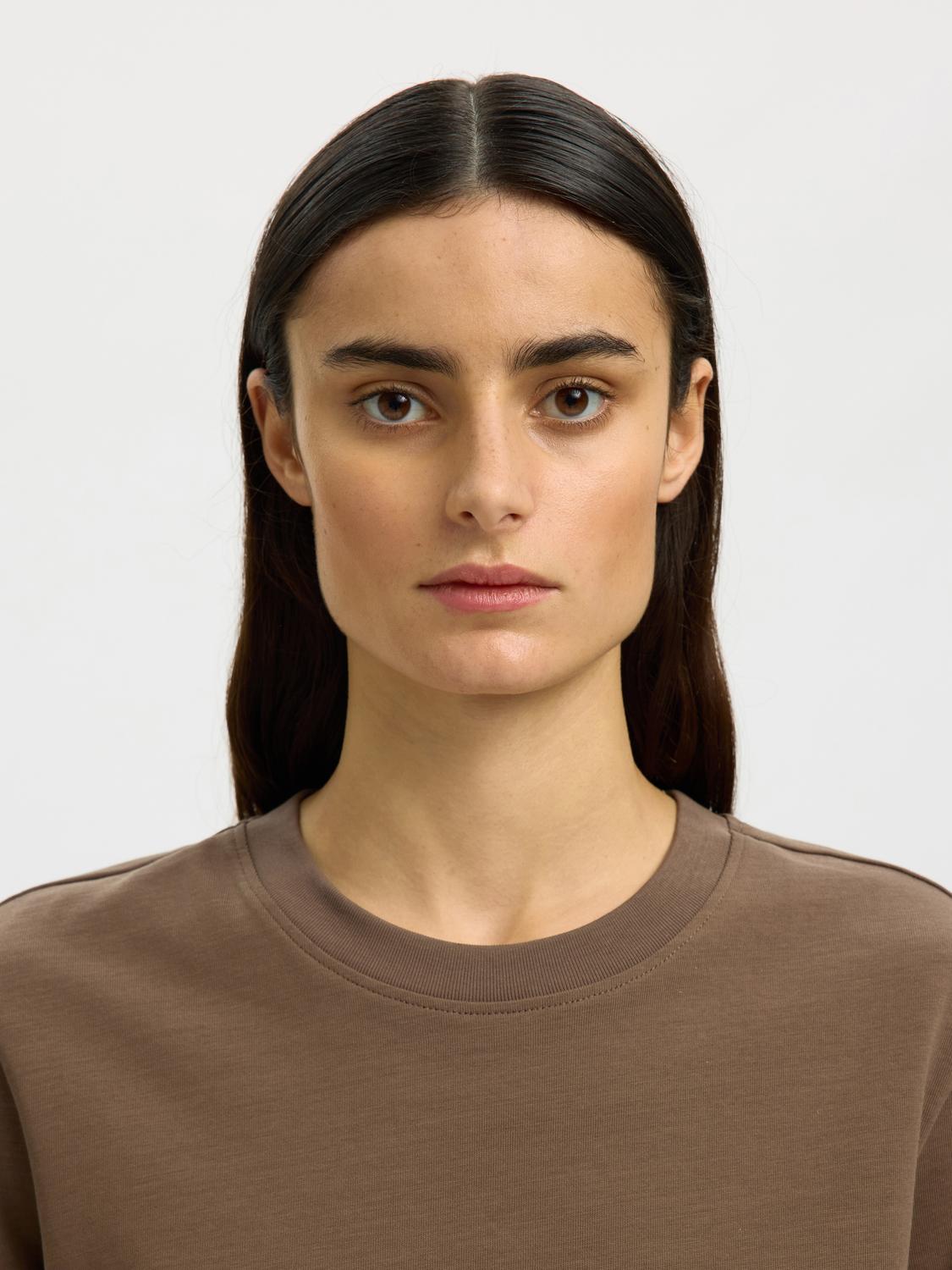 Slwessential Ss Boxy Tee Noos Beige