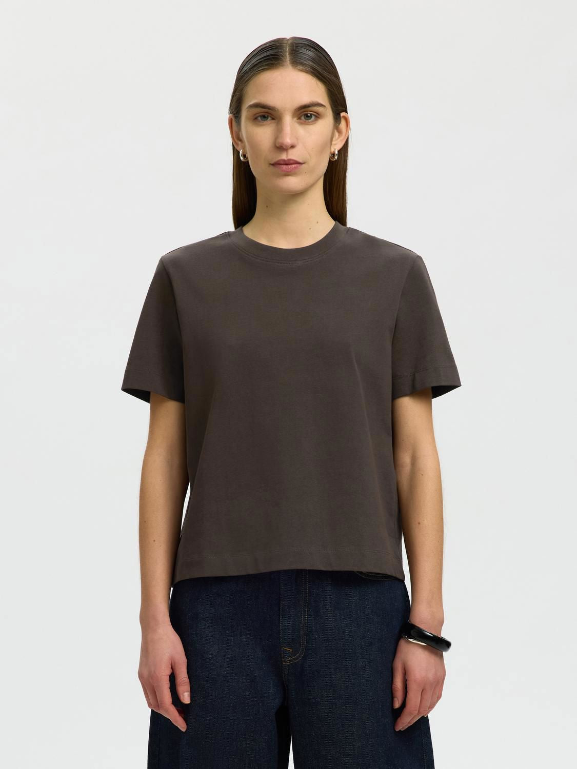 Slwessential Ss Boxy Tee Noos Brun
