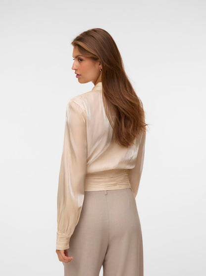 Vmpolly Ls High Neck Top Wvn Beige