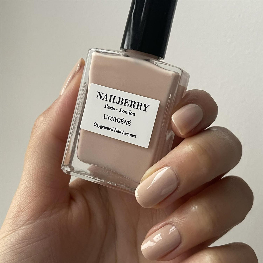 NAILBERRY NEGLELAKK AU NATUREL