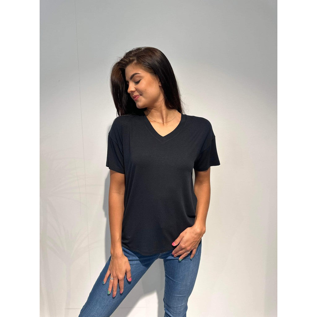 Basic t-shirt v-hals Svart