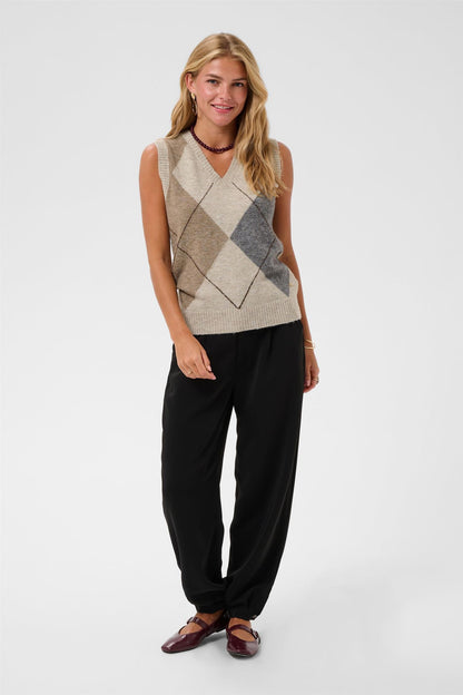 Crhope Knit Slipover Beige