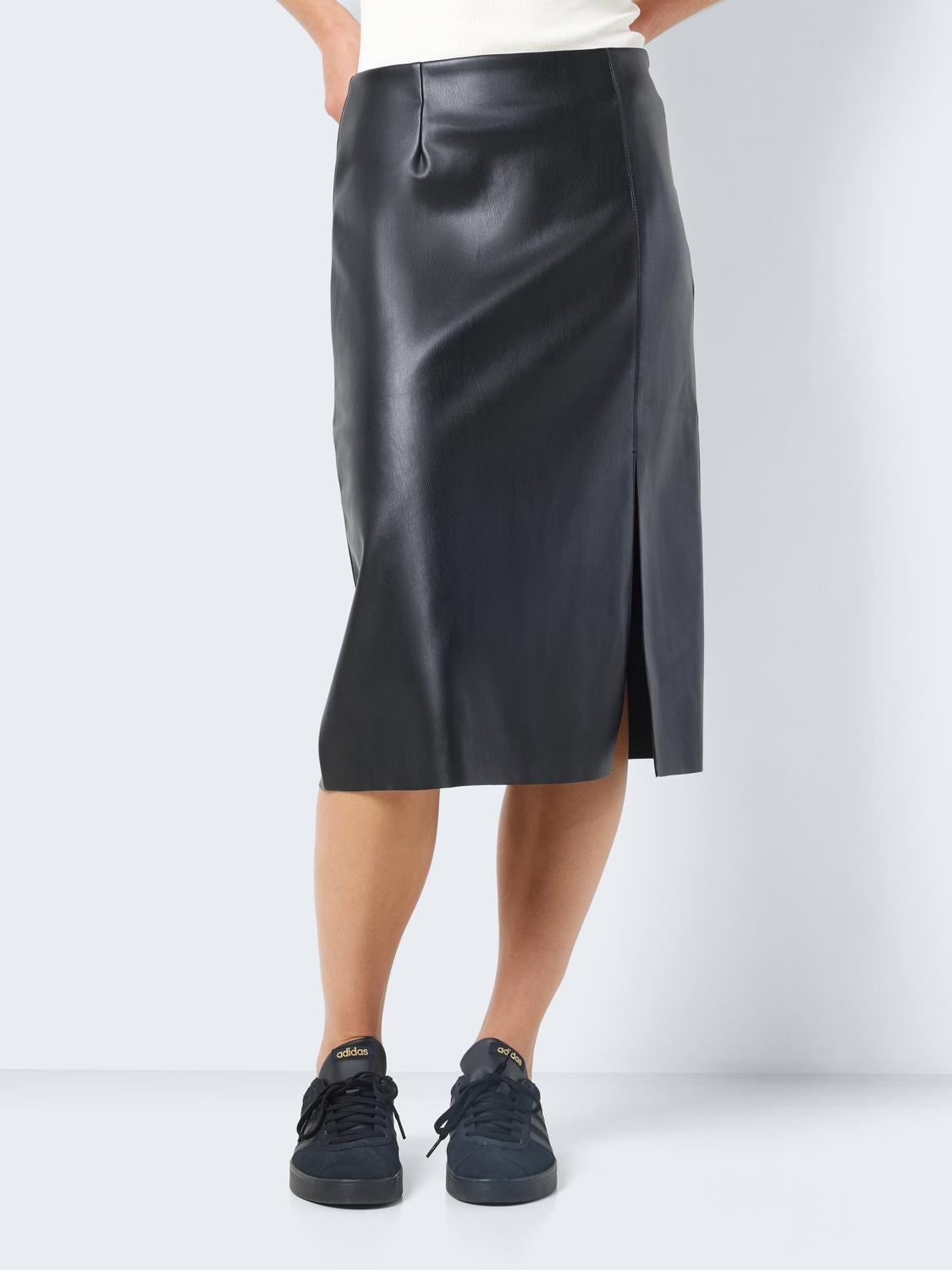 NMCLARA HW SLIT MIDI LENGTH SKIRT NOOS Black